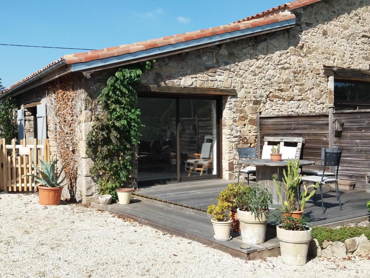 Chambre D'Hotes La Thibaudiere Bressuire Exterior foto